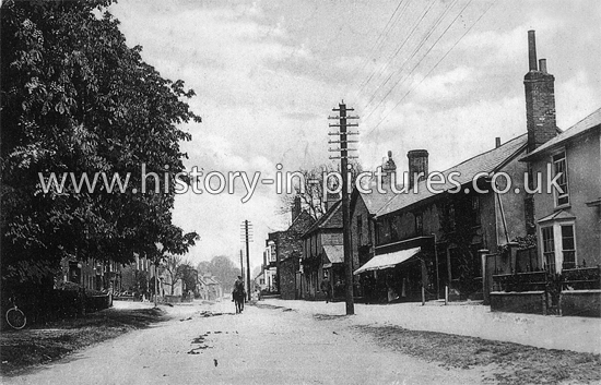 High Street, Newport, Essex. c.1906